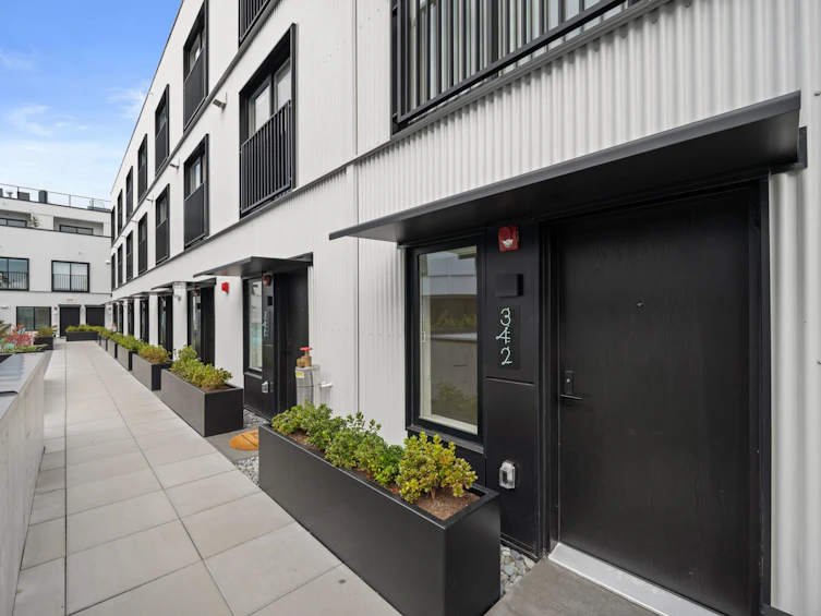 342-1120 E Georgia Street, Vancouver, BC, V6A 0K2