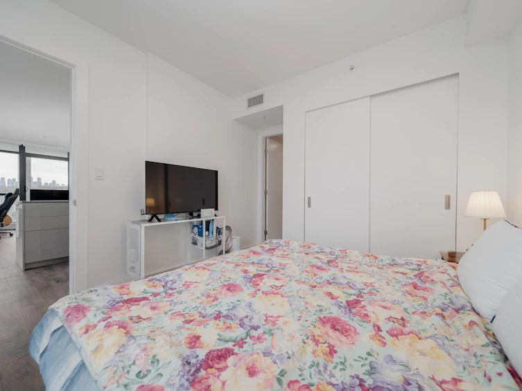 606-4488 Juneau Street, Burnaby, BC, V5C 0M4 - 12