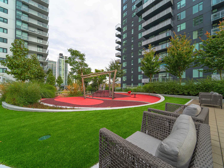 606-4488 Juneau Street, Burnaby, BC, V5C 0M4 - 33
