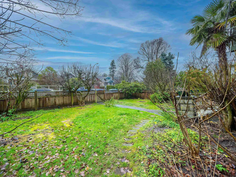 3045 W 5th Avenue, Vancouver, BC, V6K 1T8 - 3