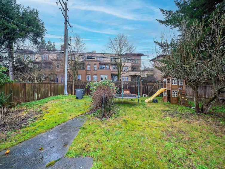 3045 W 5th Avenue, Vancouver, BC, V6K 1T8 - 4