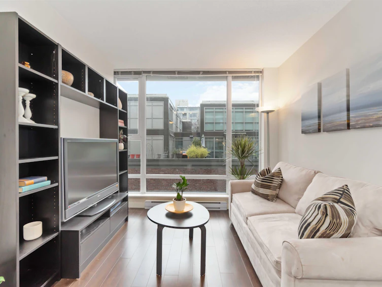 512-1919 Wylie Street, Vancouver, BC, V5Y 0E7 - 5