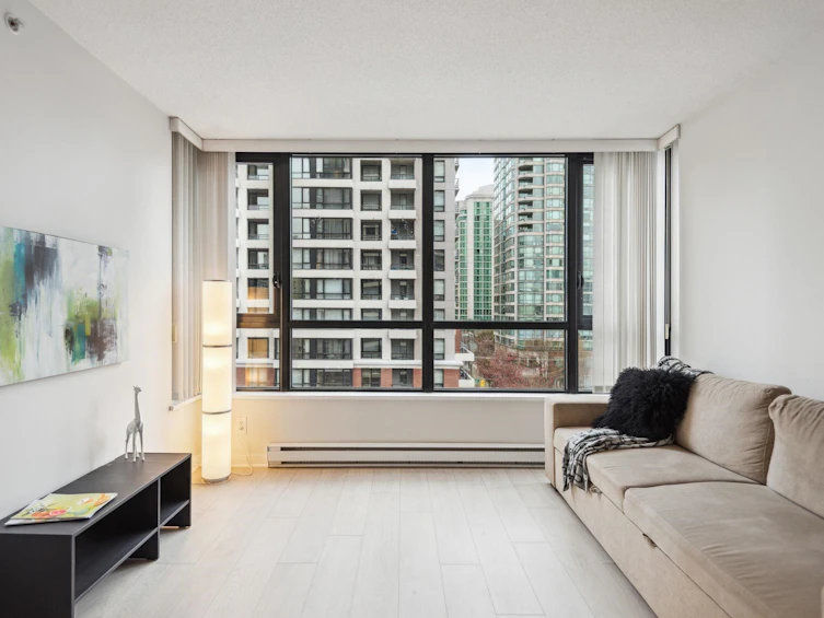 904-977 Mainland Street, Vancouver, BC, V6B 1T2 - 2