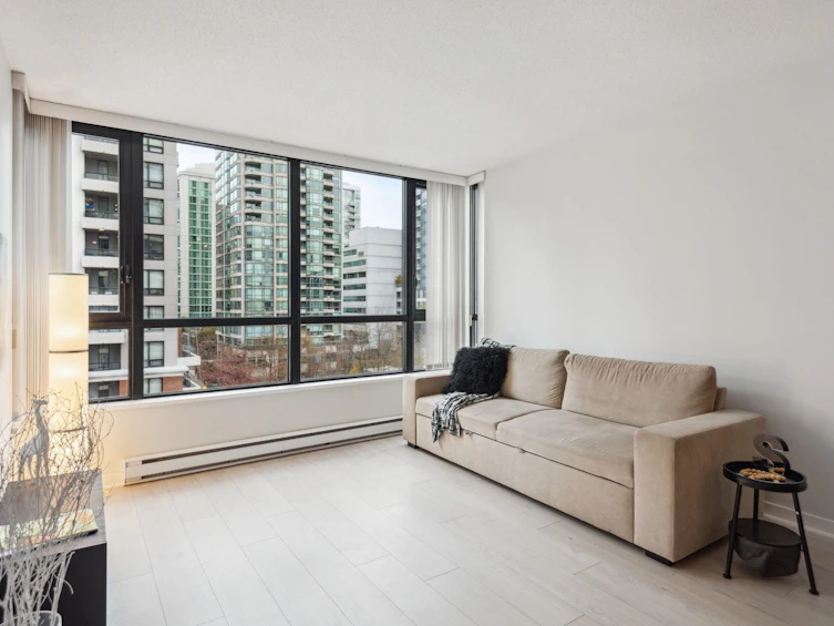 904-977 Mainland Street, Vancouver, BC, V6B 1T2 - 3