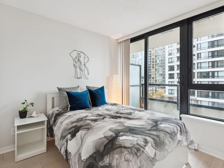 904-977 Mainland Street, Vancouver, BC, V6B 1T2 - 10
