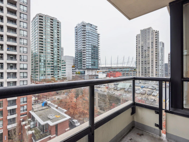 904-977 Mainland Street, Vancouver, BC, V6B 1T2 - 16