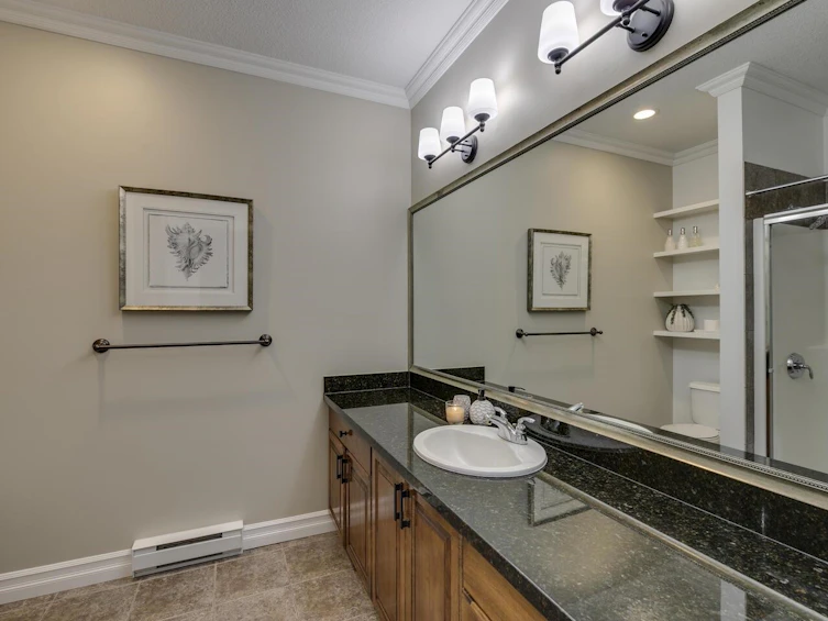 B303-33755 7th Avenue, Mission, BC, V2V 0A4 - 33