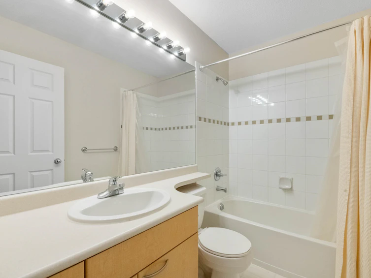 23-6888 Robson Drive, Richmond, BC, V7C 5T6 - 24