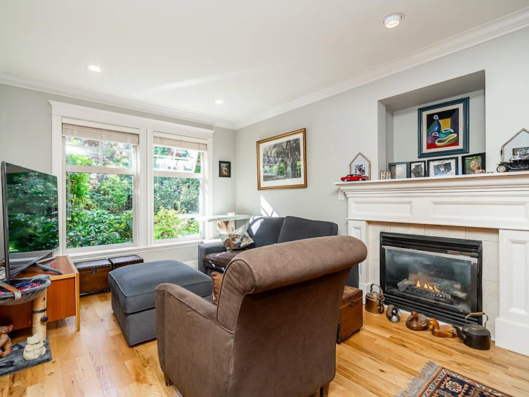 6341 Douglas Street, West Vancouver, BC, V7W 2G1 - 3
