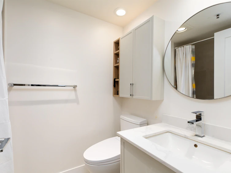 202-545 Austin Avenue, Coquitlam, BC, V3K 6R4 - 24