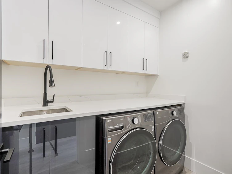 8230 Lakefield Drive, Burnaby, BC, V5E 4G7 - 18