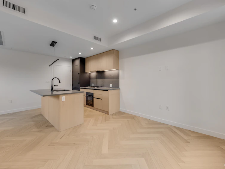 18-6788 Oak Street, Vancouver, BC, V6P 0L2 - 7