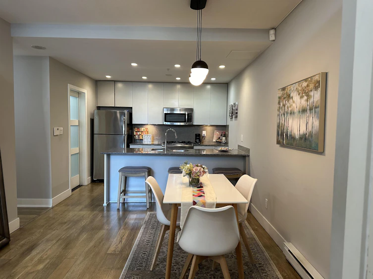 282 E 11th Avenue, Vancouver, BC, V5T 2C3 - 9