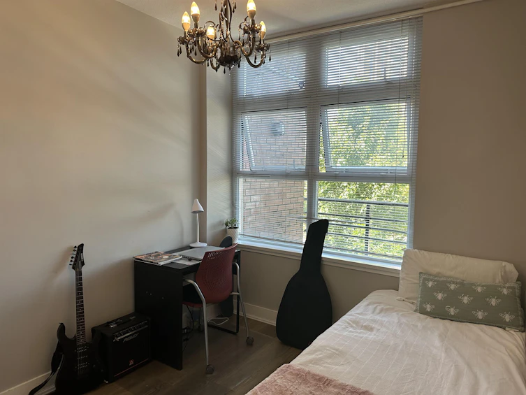 282 E 11th Avenue, Vancouver, BC, V5T 2C3 - 21
