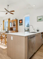 609 9888 University Crescent