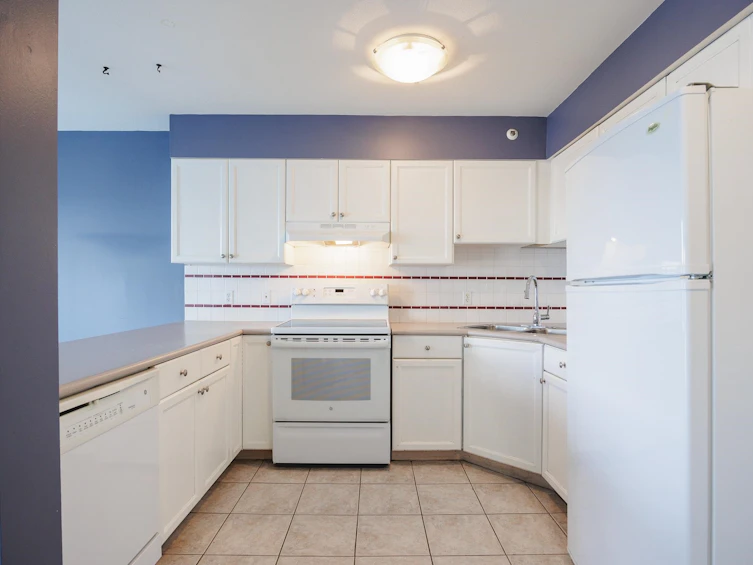 211-15233 Pacific Avenue, Surrey, BC, V4B 1P8 - 4