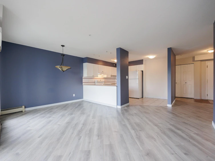 211-15233 Pacific Avenue, Surrey, BC, V4B 1P8 - 9