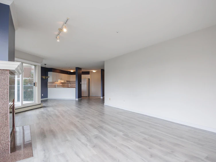 211-15233 Pacific Avenue, Surrey, BC, V4B 1P8 - 12