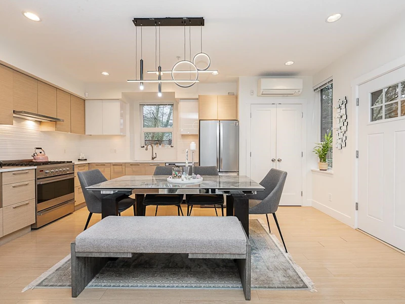 2 - 3508 Mt Seymour Parkway, North Vancouver BC