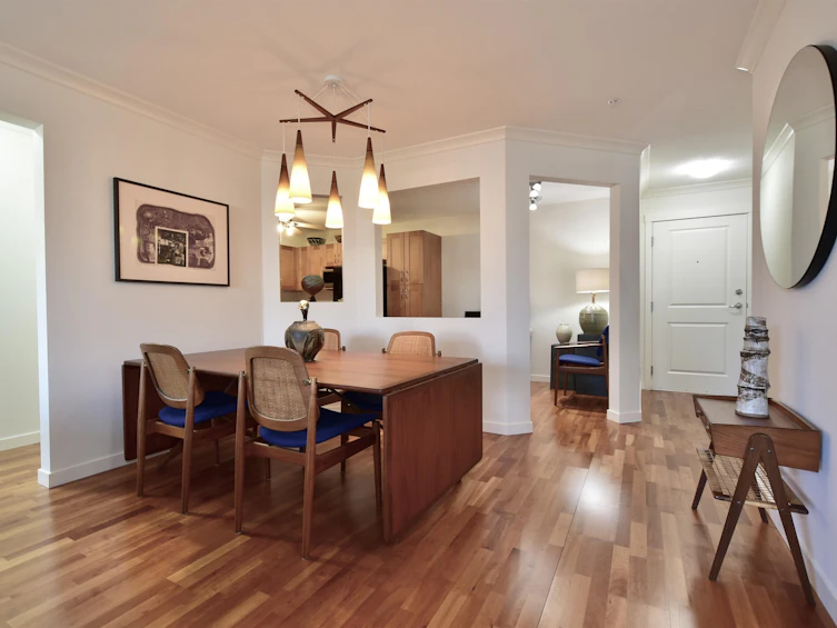 302-15621 Marine Drive, Surrey, BC, V4B 1E1 - 6