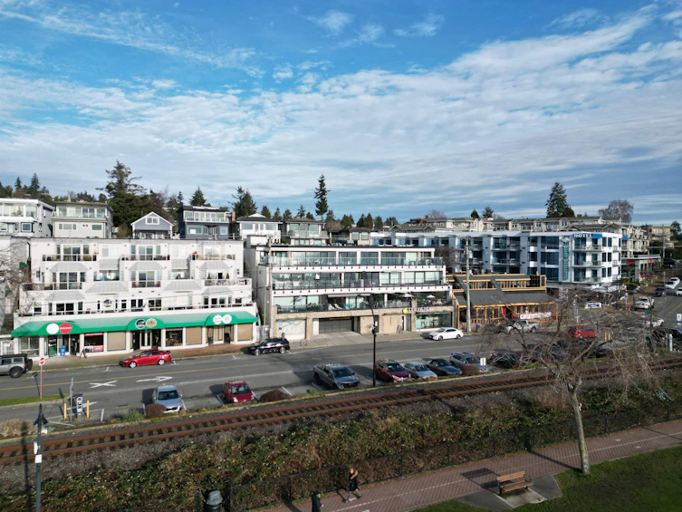 302-15621 Marine Drive, Surrey, BC, V4B 1E1 - 32