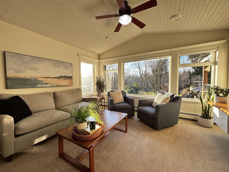3049 Stevens Street, Abbotsford, BC, V4X 1G3 - 3