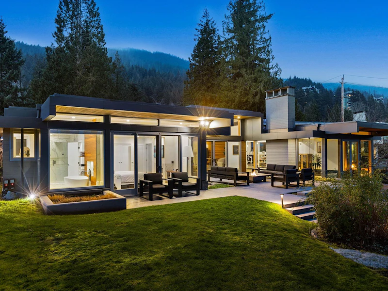 3584 Rockview Place, West Vancouver BC V7V 3H3
