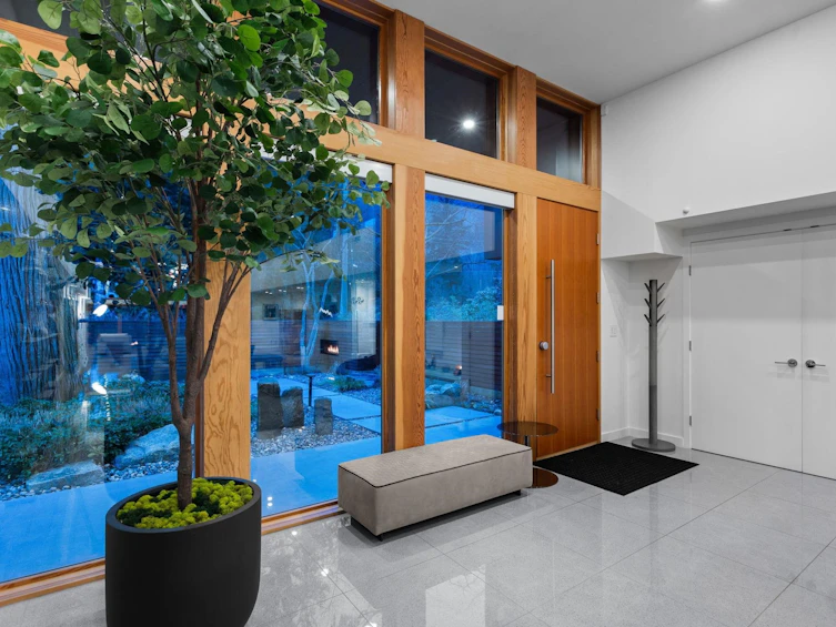 3584 Rockview Place, West Vancouver, BC, V7V 3H3 - 3