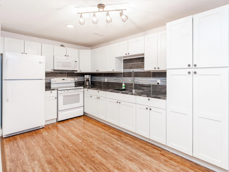 23953 Mcclure Avenue, Maple Ridge, BC, V2W 0B3 - 20