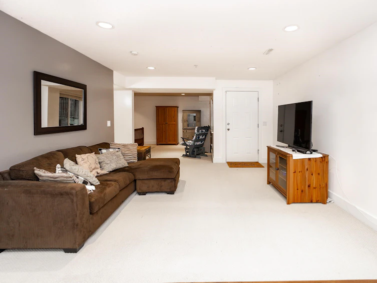23953 Mcclure Avenue, Maple Ridge, BC, V2W 0B3 - 23