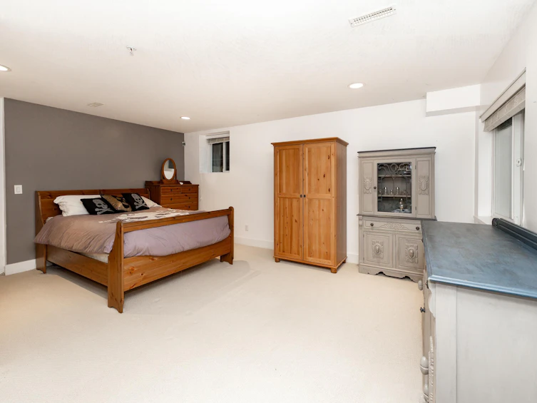 23953 Mcclure Avenue, Maple Ridge, BC, V2W 0B3 - 24