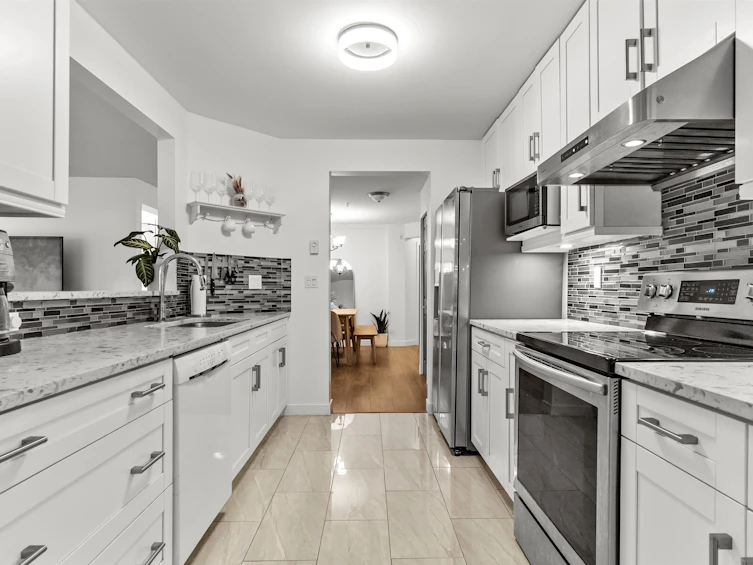 106-15185 22 Avenue, Surrey, BC, V4A 9T4 - 9