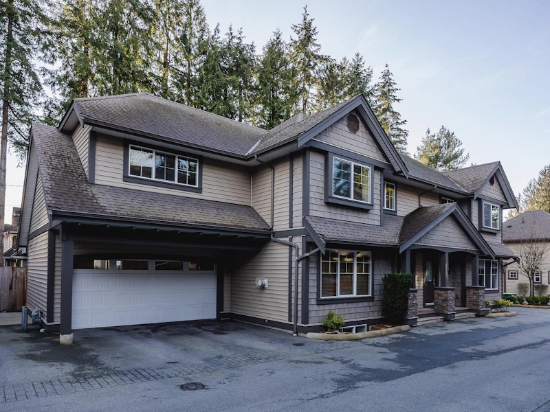 9 - 12191 228th Street, Maple Ridge BC V2X 6M2