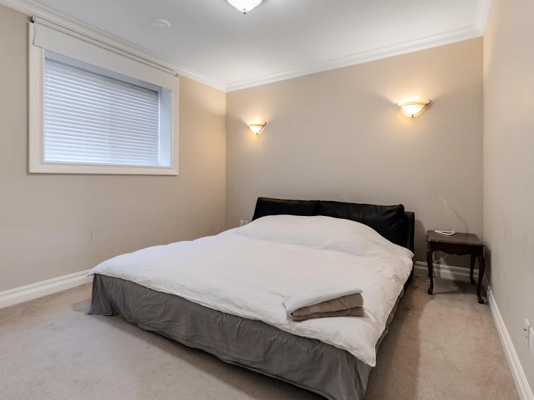 3225 164a Street, Surrey, BC, V3Z 0G5 - 38