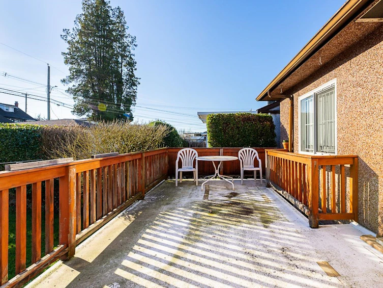 2730 E 3rd Avenue, Vancouver, BC, V5M 1H4 - 8