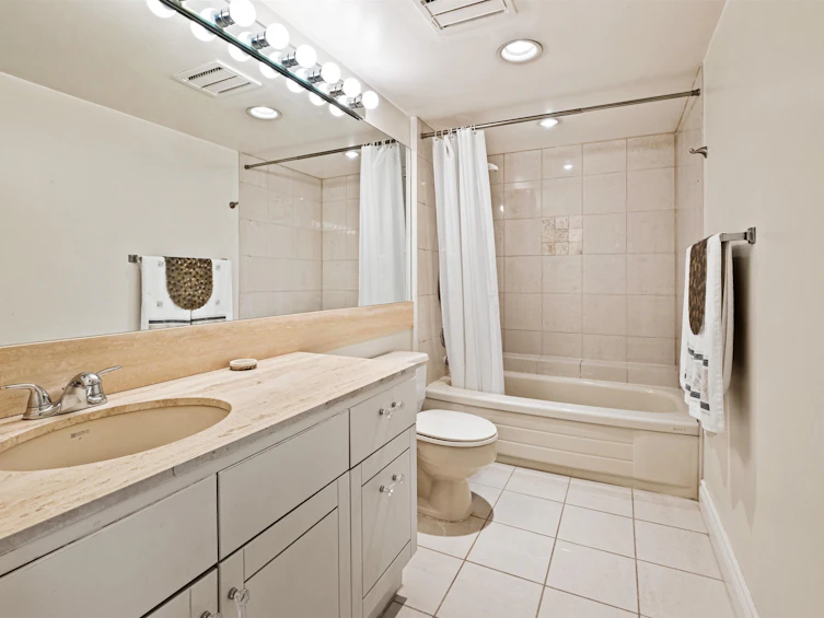 33-1425 Lamey's Mill Road, Vancouver, BC, V6H 3W2 - 13