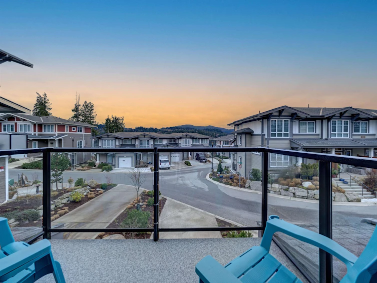 5918 Oldmill Lane, Sechelt, BC, V7Z 0S3 - 5