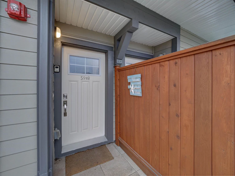 5918 Oldmill Lane, Sechelt, BC, V7Z 0S3 - 10
