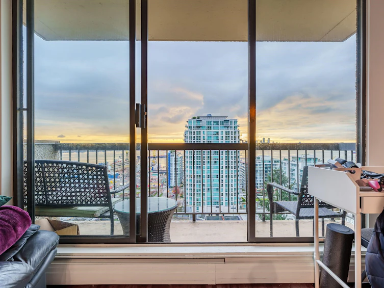 1108-145 St Georges Avenue, North Vancouver, BC, V7L 3G8 - 12