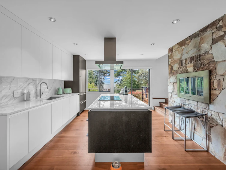 5312 Marine Drive, West Vancouver, BC, V7W 2P8 - 7