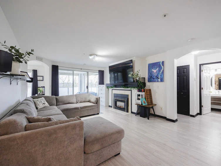 303-20145 55a Avenue, Langley, BC, V3A 8L6 - 6