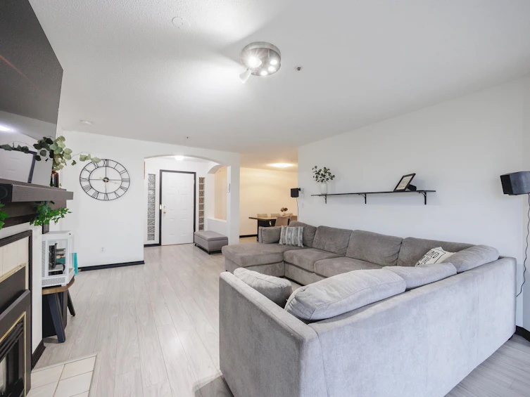 303-20145 55a Avenue, Langley, BC, V3A 8L6 - 8