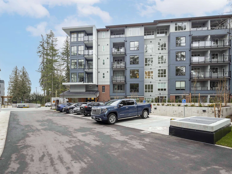 310-3480 146a, Surrey, BC, V4P 0H6