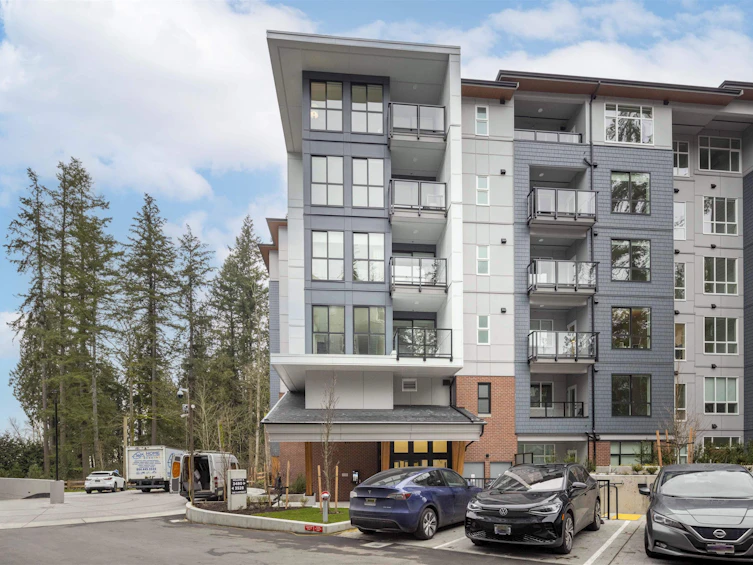 310-3480 146a, Surrey, BC, V4P 0H6 - 2