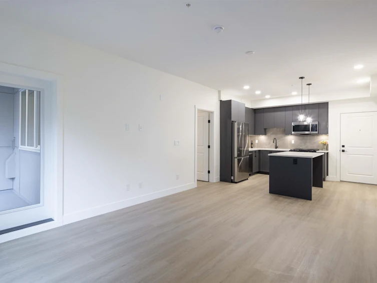 310-3480 146a, Surrey, BC, V4P 0H6 - 10