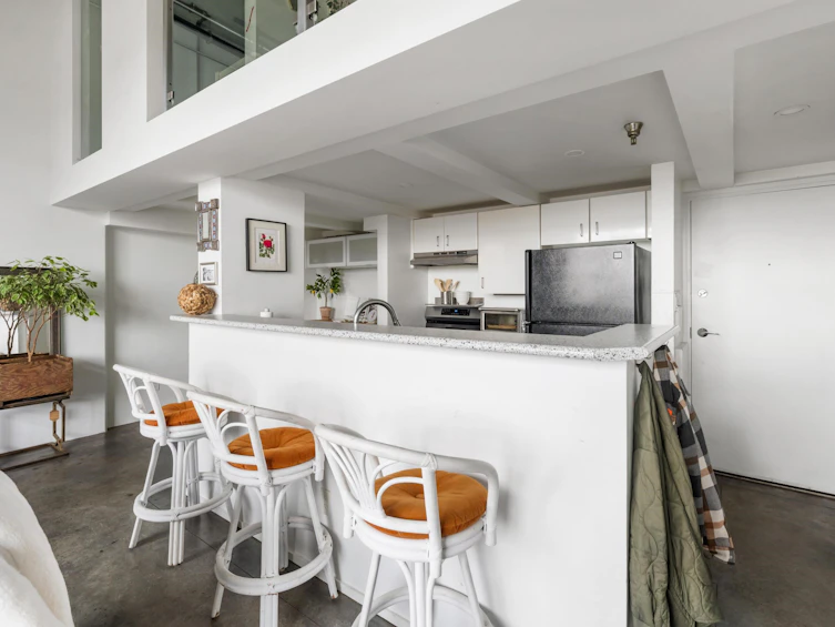 208-2001 Wall Street, Vancouver, BC, V5L 5E4 - 9