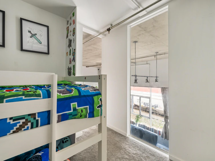 208-2001 Wall Street, Vancouver, BC, V5L 5E4 - 28