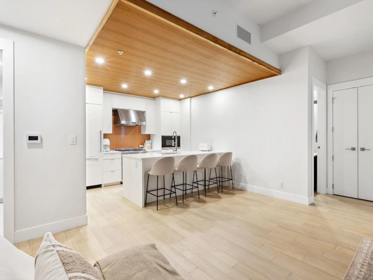 203-6693 Nelson Avenue, West Vancouver, BC, V7X 2B2 - 7