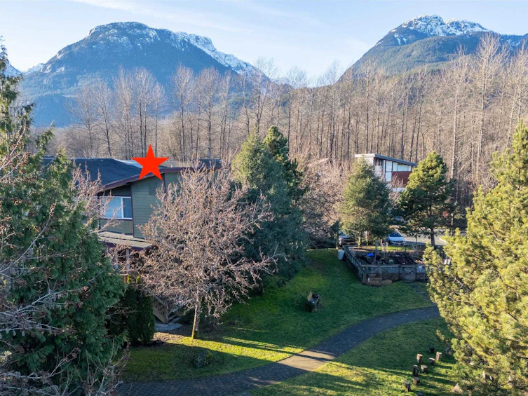 15-40137 Government Road, Squamish, BC, V8B 0N7 - 2