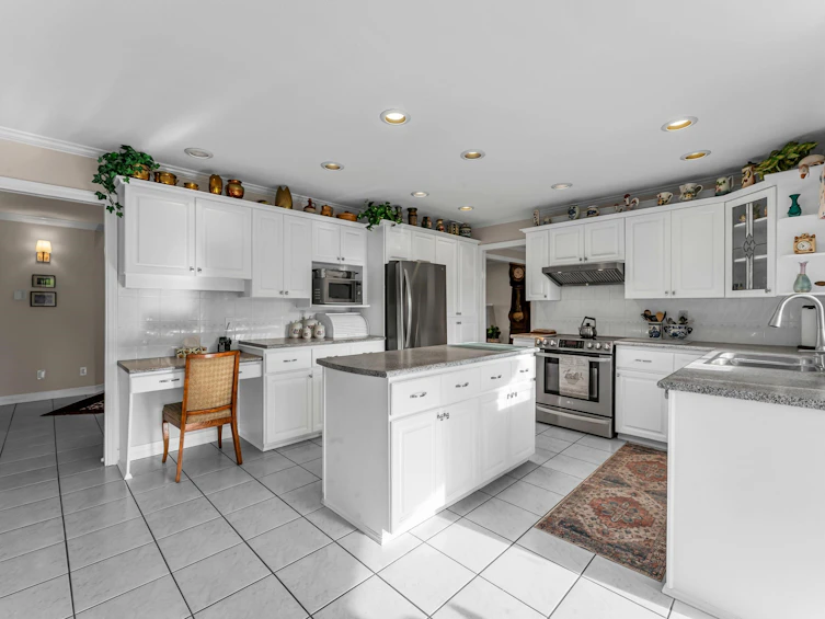 6328 Brodie Road, Delta, BC, V4K 2B9 - 13